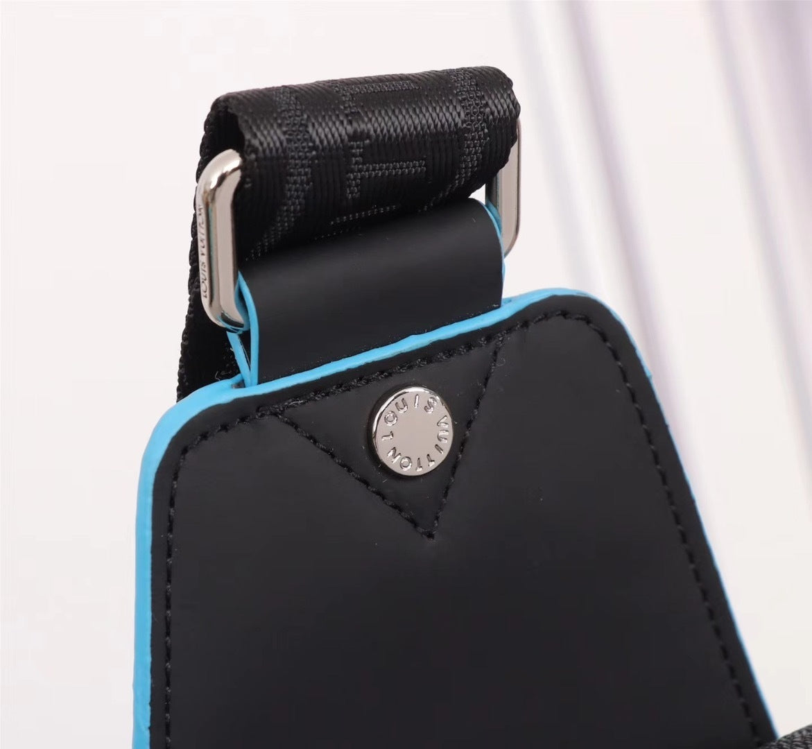 Louis Vuitton Crossbody - Blue