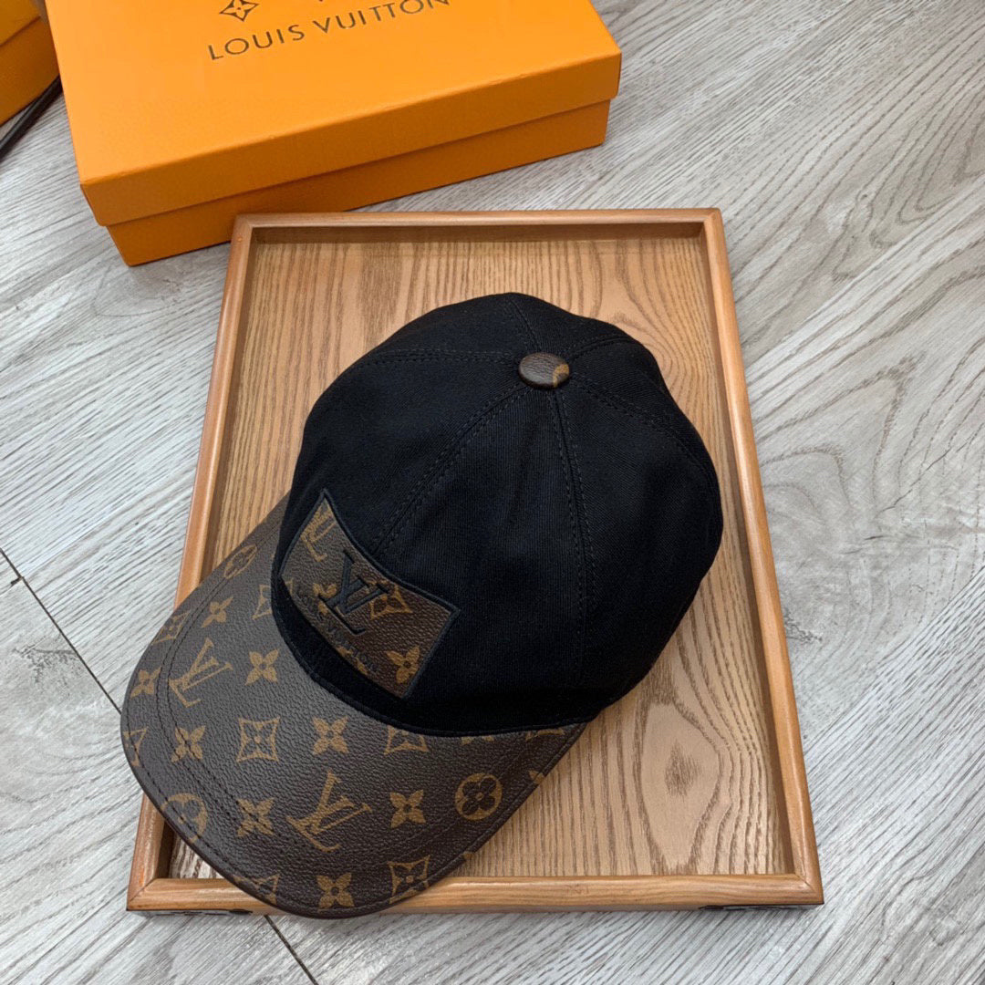 Louis Vuitton Cap Black