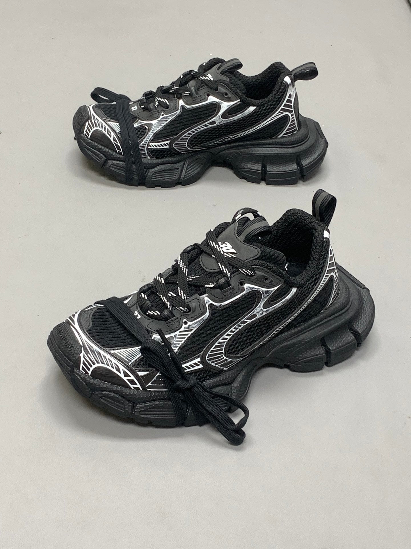 Balenciaga Sneakers - Black/Grey