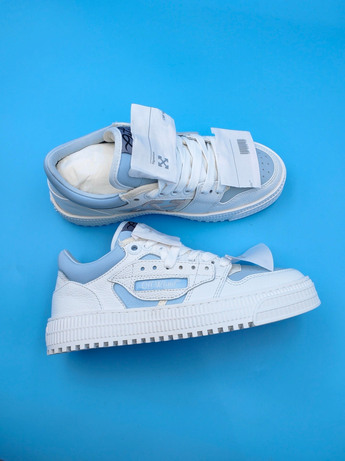 Off White Sneakers - Blue
