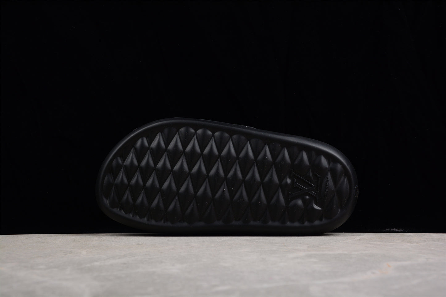 Louis Vuitton Slides - Black