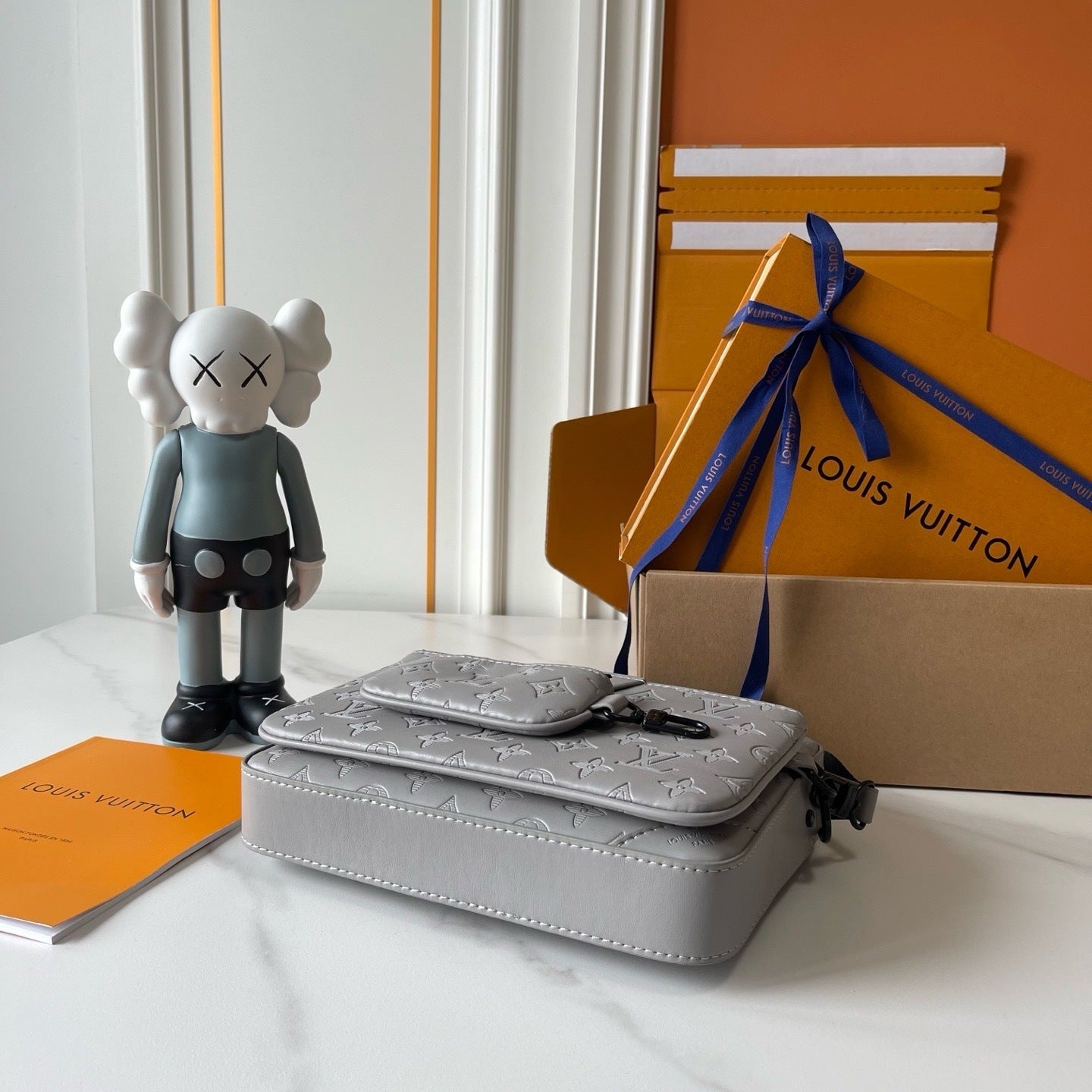 Louis Vuitton Crossbody - Grey