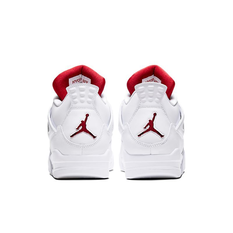 Air Jordan 4 Retro "Metallic Red" sneaker