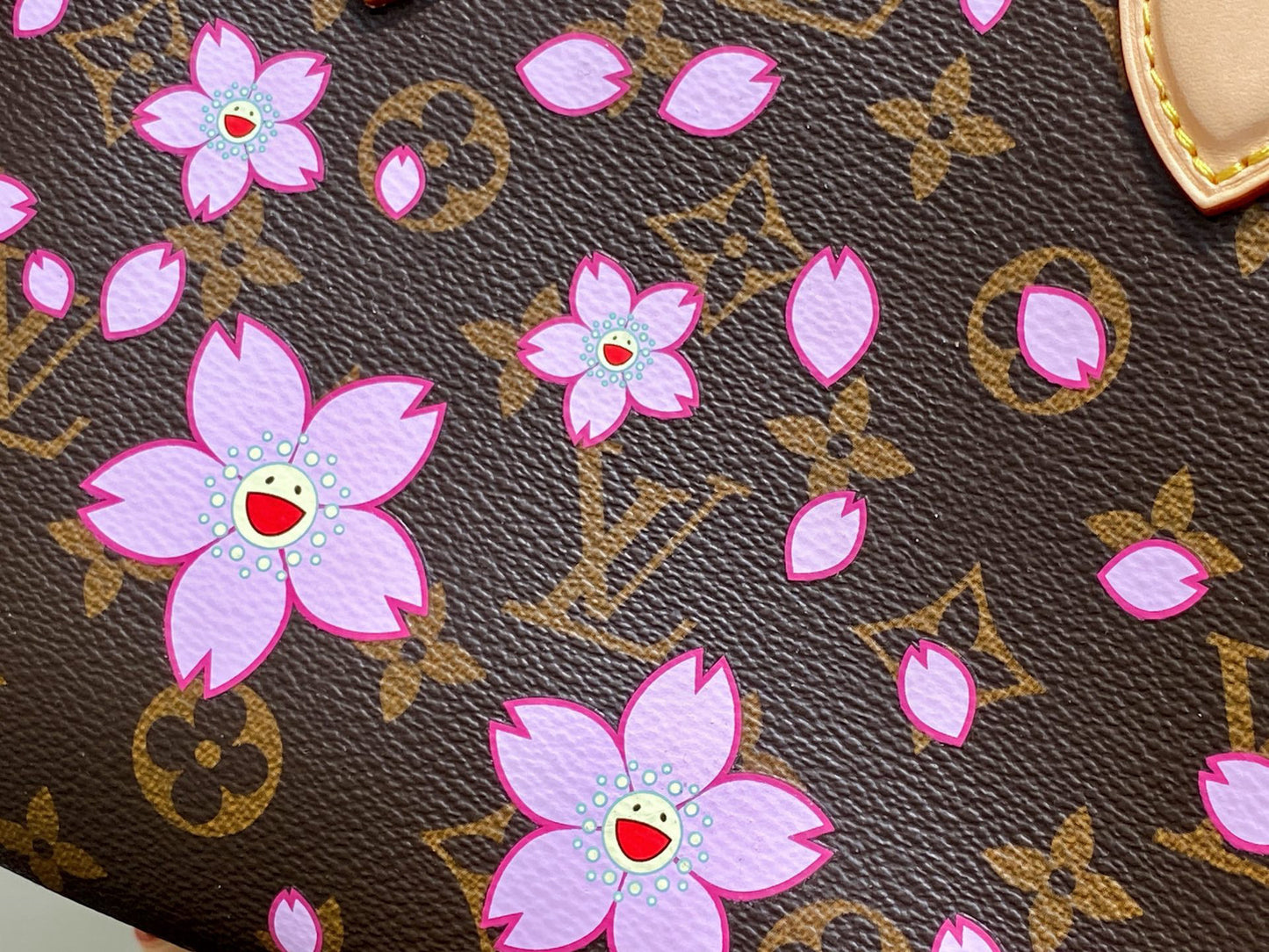 Louis Vuitton x Murakami OnTheGo PM Monogram