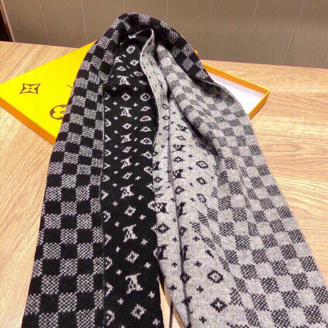 Louis Vuitton Scarf Wool
