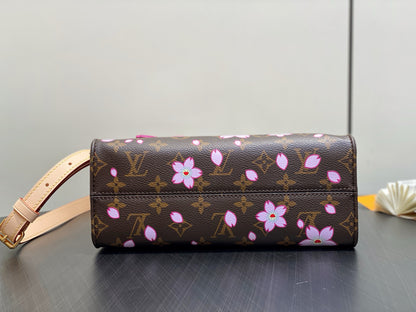 Louis Vuitton x Murakami OnTheGo PM Monogram