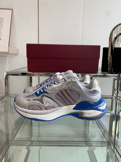 Gucci 2.0 Sneakers Blue