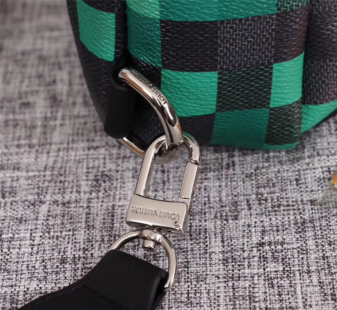 Louis Vuitton Crossbody Bag - Green/Grey