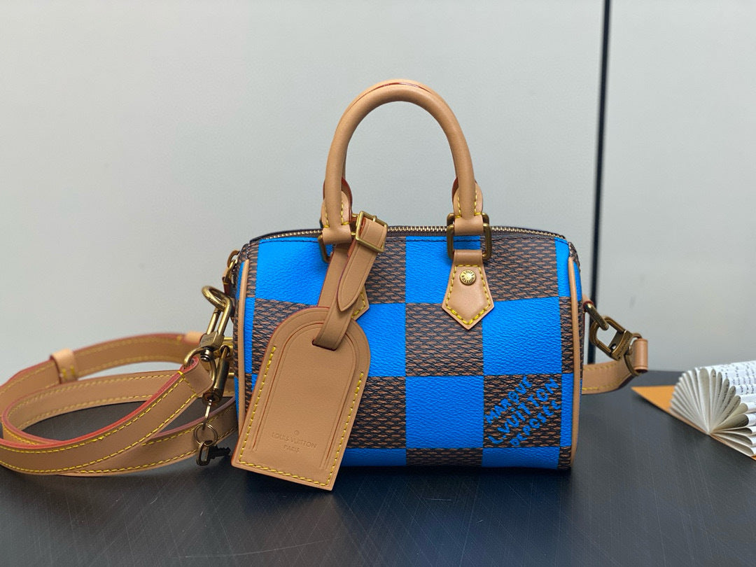 Louis Vuitton Speedy Bandouliere Blue