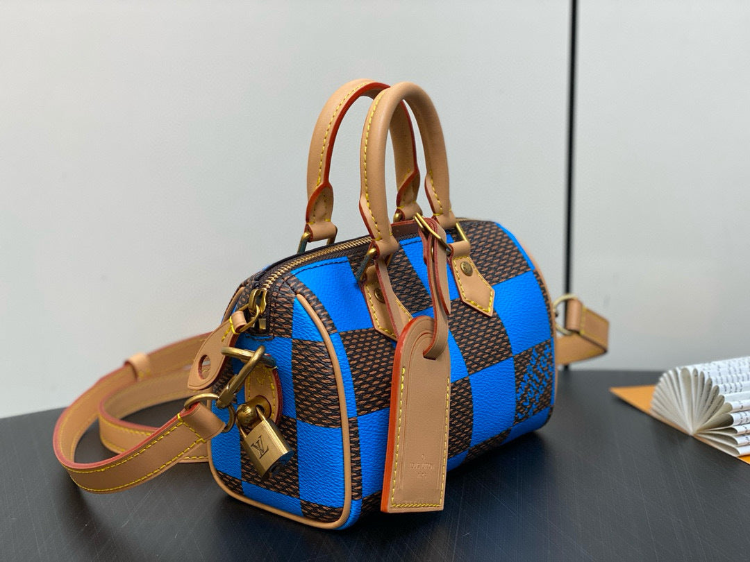 Louis Vuitton Speedy Bandouliere Blue