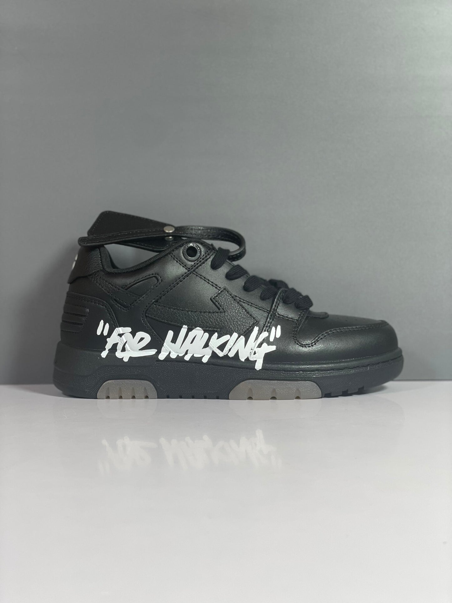 Off White 'For Walking' Black