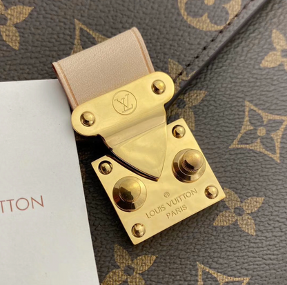 Louis Vuitton Pochette Metis