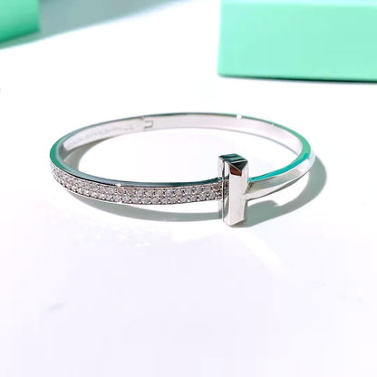 T&C Bracelete Hinged Bangle