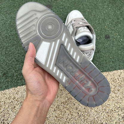 Louise Vuitton Trainer Grey