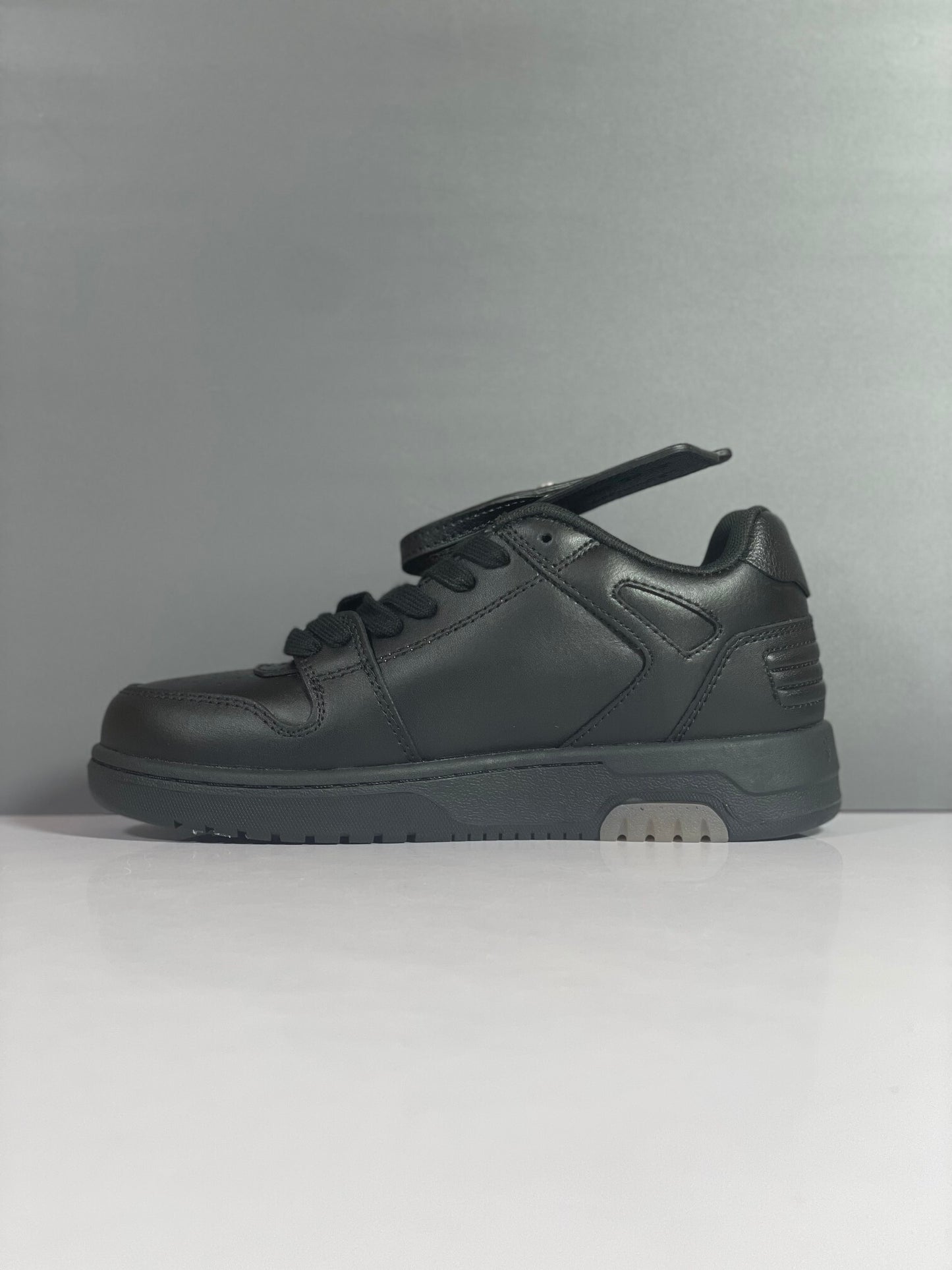 Off White 'For Walking' Black