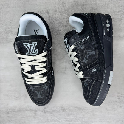Louis Vuitton Trainer - Black