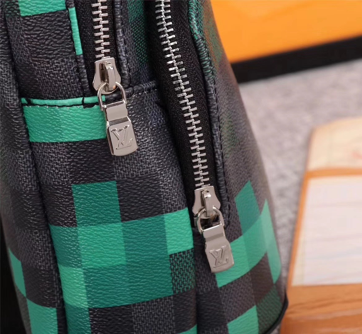 Louis Vuitton Crossbody Bag - Green/Grey