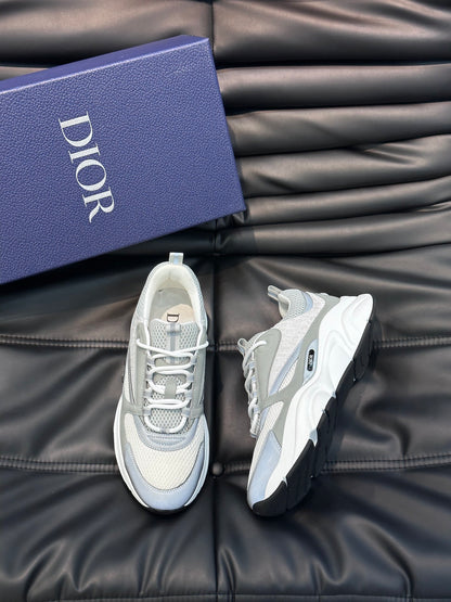 Dior Sneakers B22