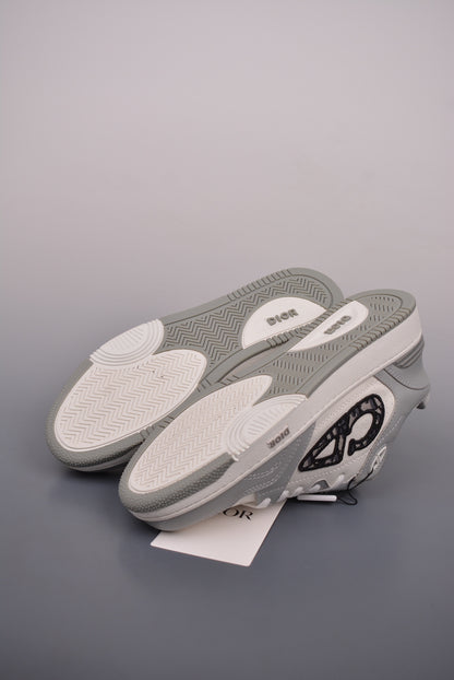 Dior Sneakers B57