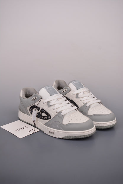 Dior Sneakers B57